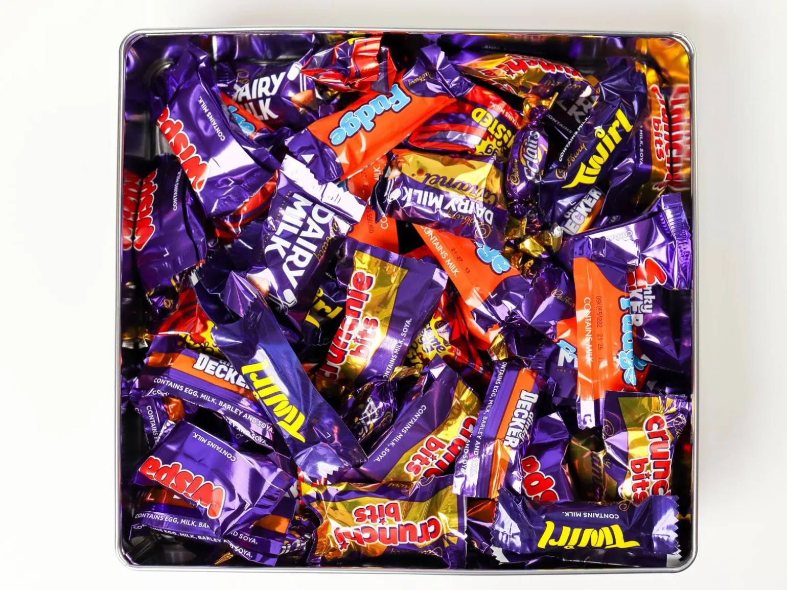 Cadbury Heroes i Dåse