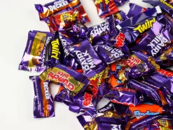 Cadbury Heroes i Dåse