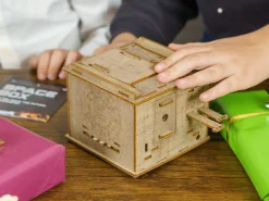 Escape Welt Space Box