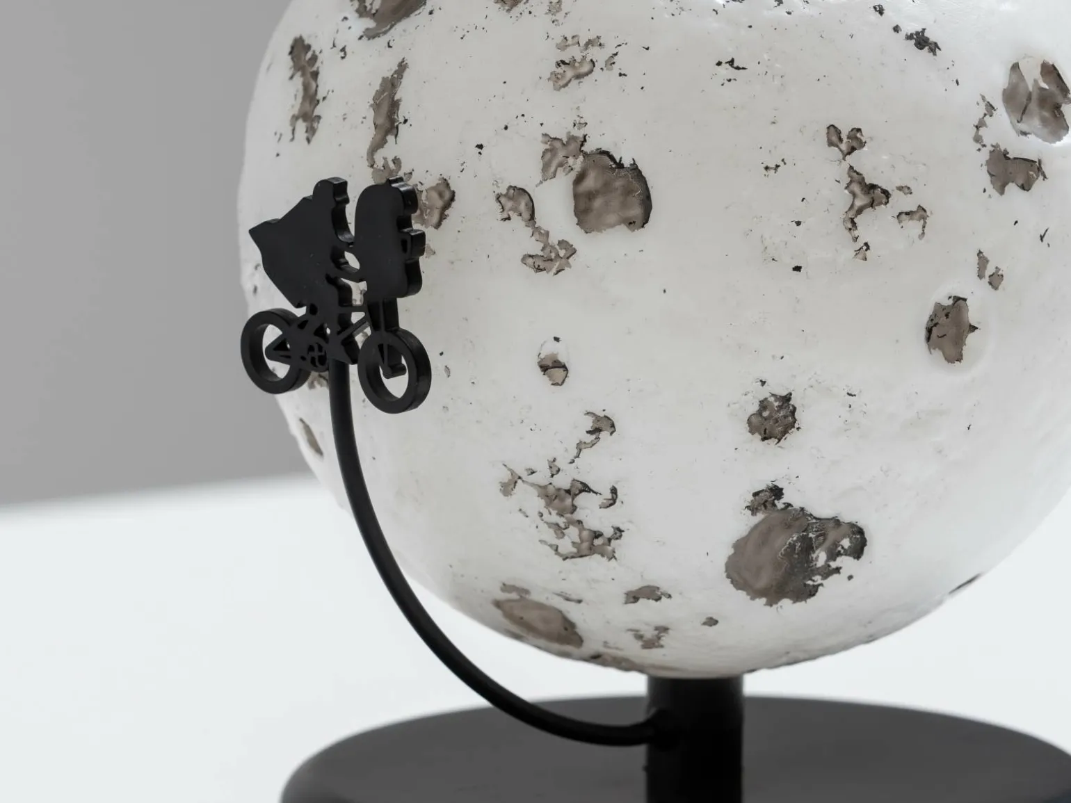 E.T. Lampe