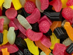 Godt & Blandet Giants Bland-selv slik i kasser 1,8 kg