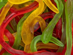 Hugorme Frugt Bland-selv slik i kasser 2 kg