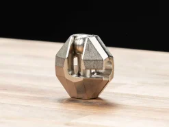 Huzzle Games Metalpuslespil