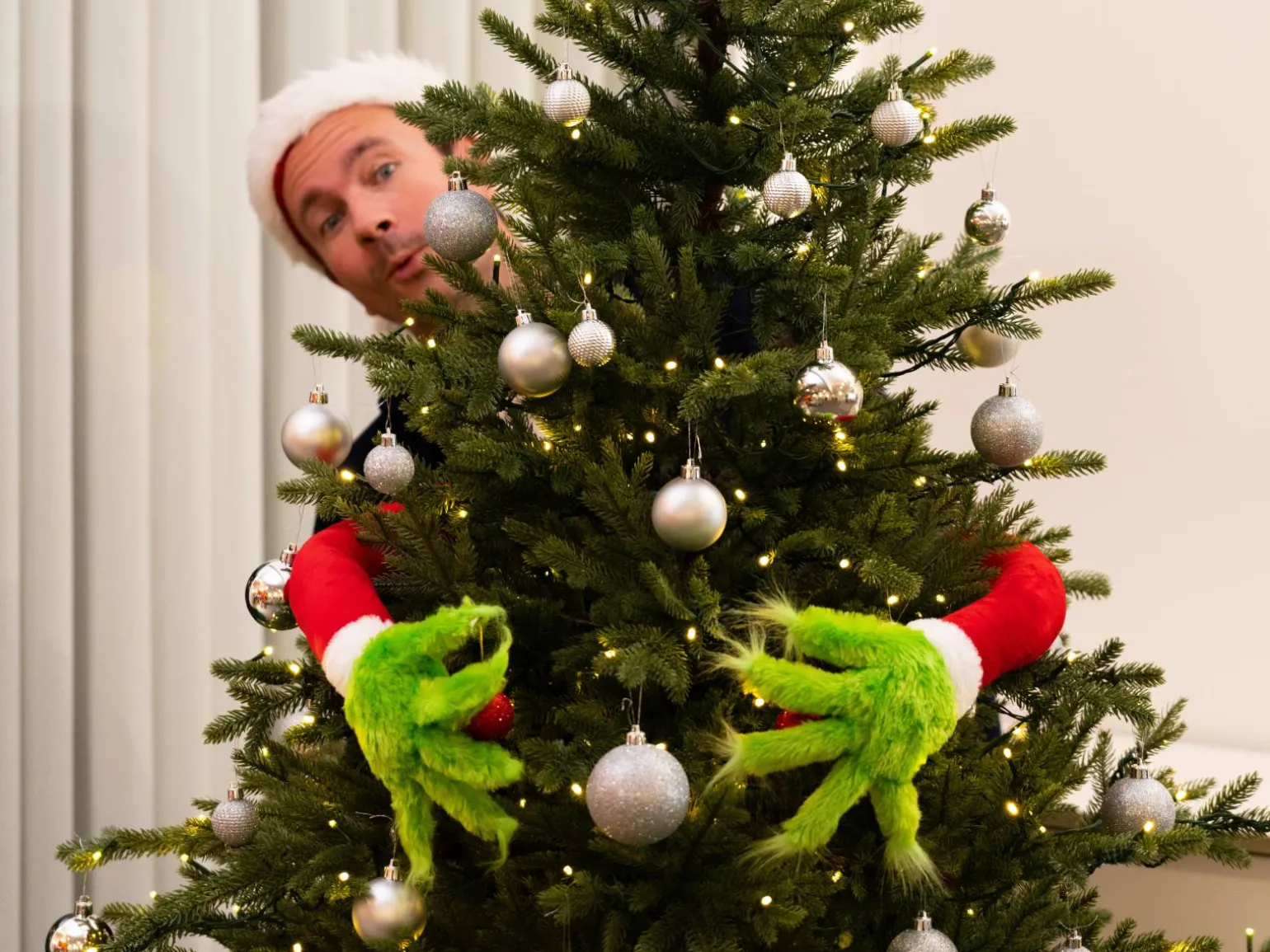 Juletyven Juletræspynt - Spralla