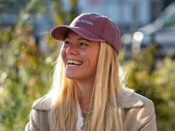 Kasket med Broderi - Egen Tekst