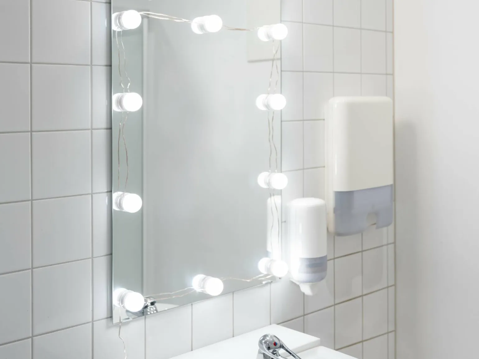 LED-lyskæde til Makeupspejl - Vooni