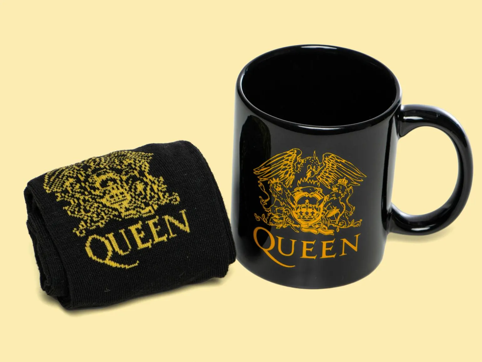 Queen Krus & Sokker Gavesæt