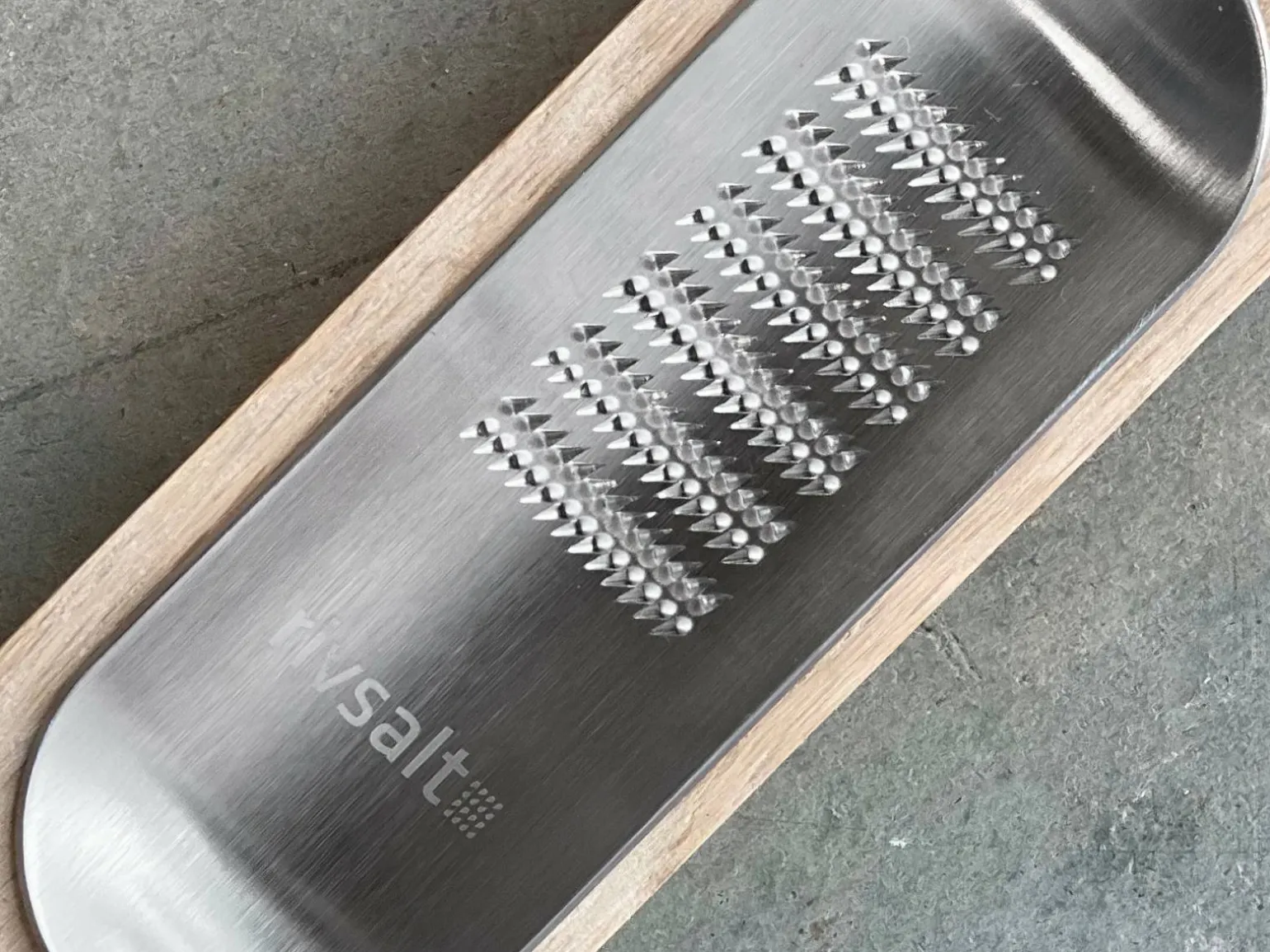 Rivsalt - Salt & Peber med Rivejern