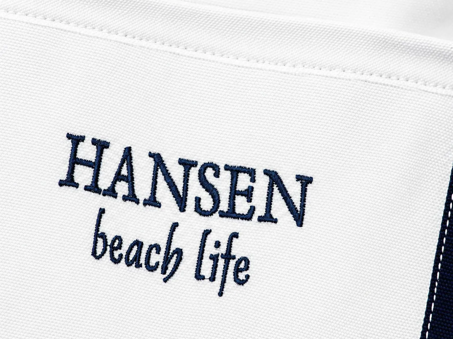 Strandtaske med broderet tekst
