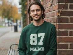 Sweatshirt med Egen Tekst i Collegestil