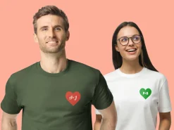 T-shirt med Hjerte & Bogstaver