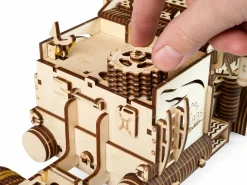 Ugears 3D-puslespil i Træ - Heavy Boy Lastbil
