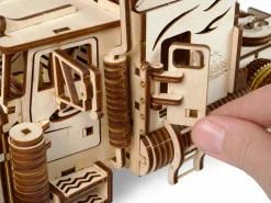 Ugears 3D-puslespil i Træ - Heavy Boy Lastbil
