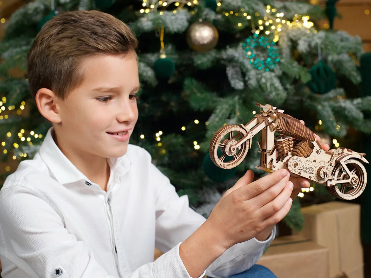 Ugears 3D-puslespil i Træ - MC