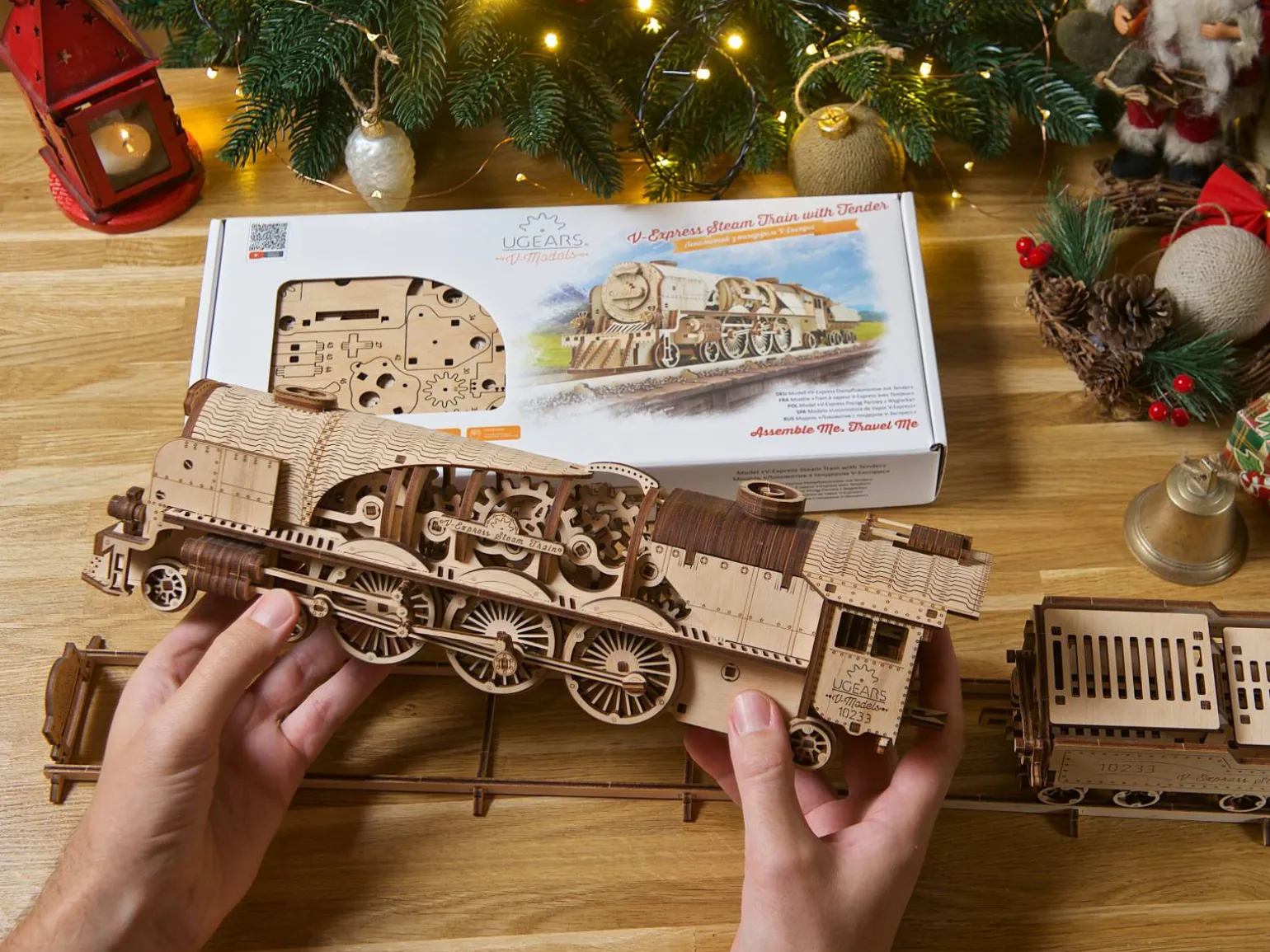 Ugears 3D-puslespil i Træ - Tog
